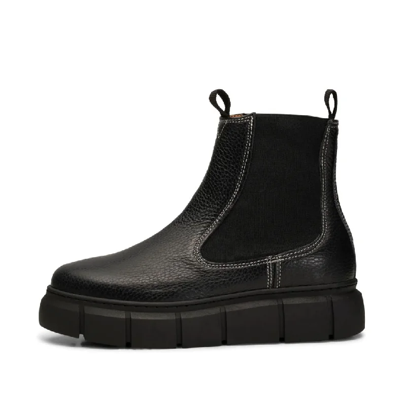 Tove Chelsea Boot (Black)