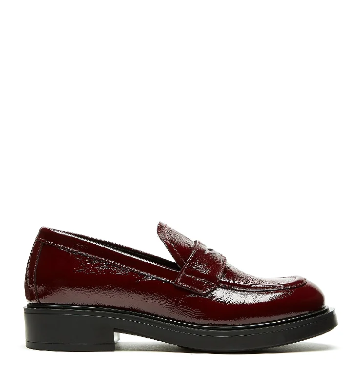 CECILIA PATENT LEATHER LOAFER