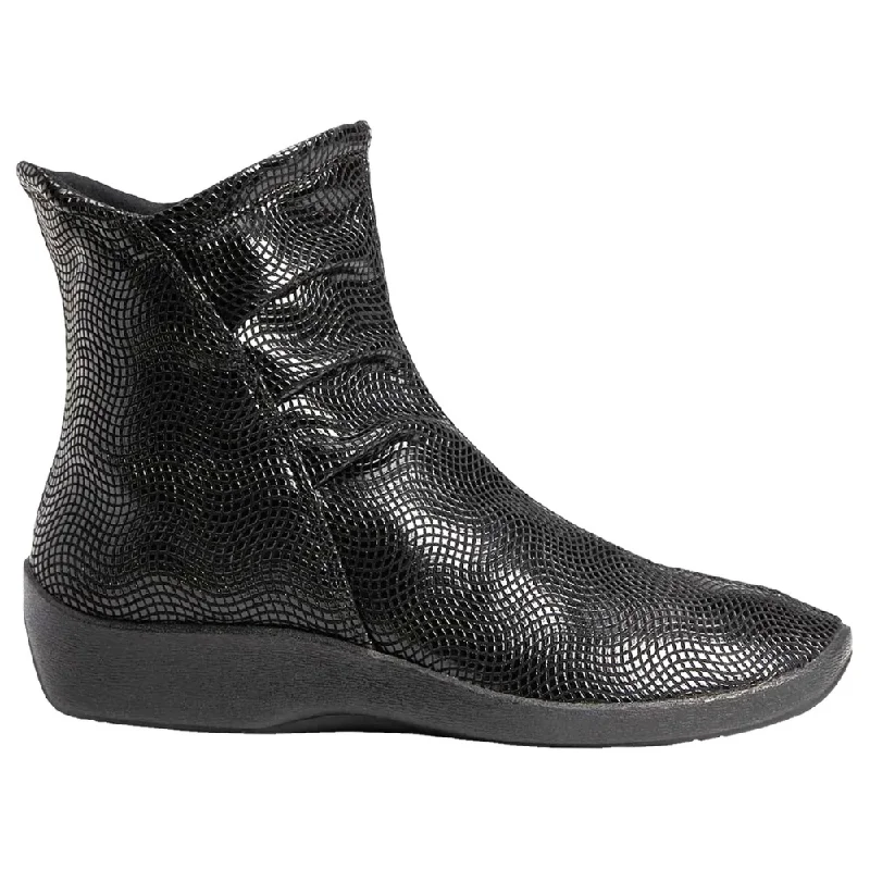 Arcopedico L19 Black Creative Boot (Women's)