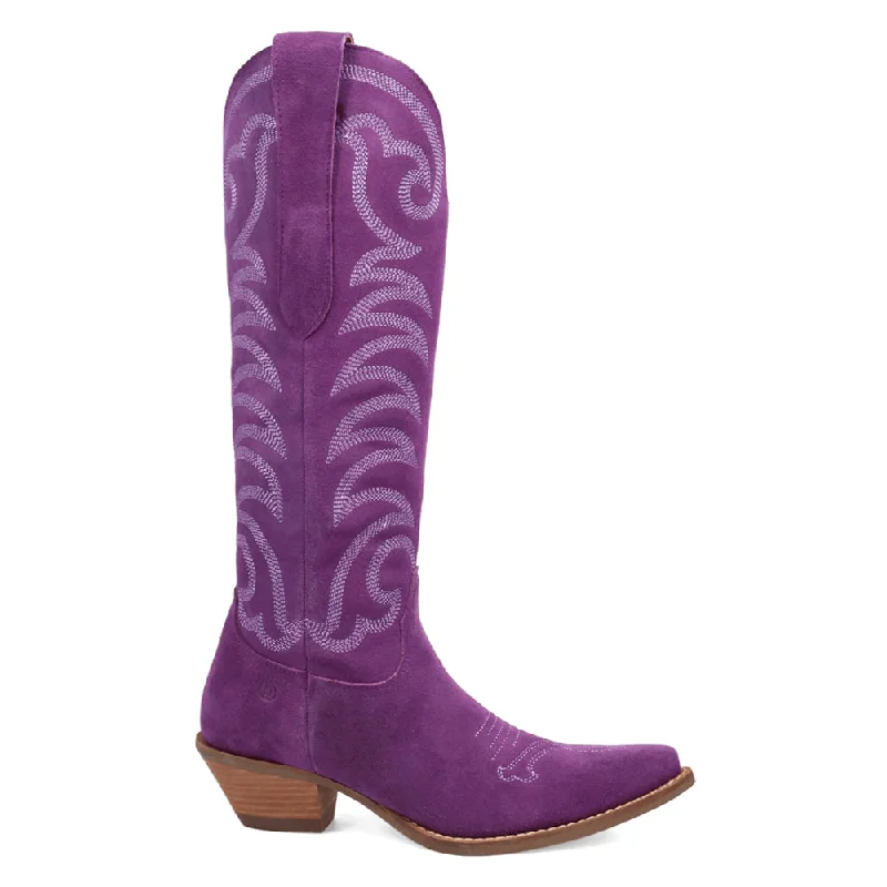 Movin' On Embroidered Snip Toe Cowboy Boots