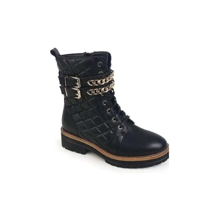 Gwynne Boots In Black