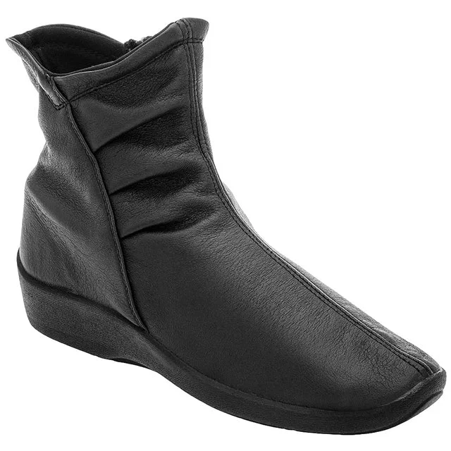 Arcopedico L19 Boot Black (Women's)