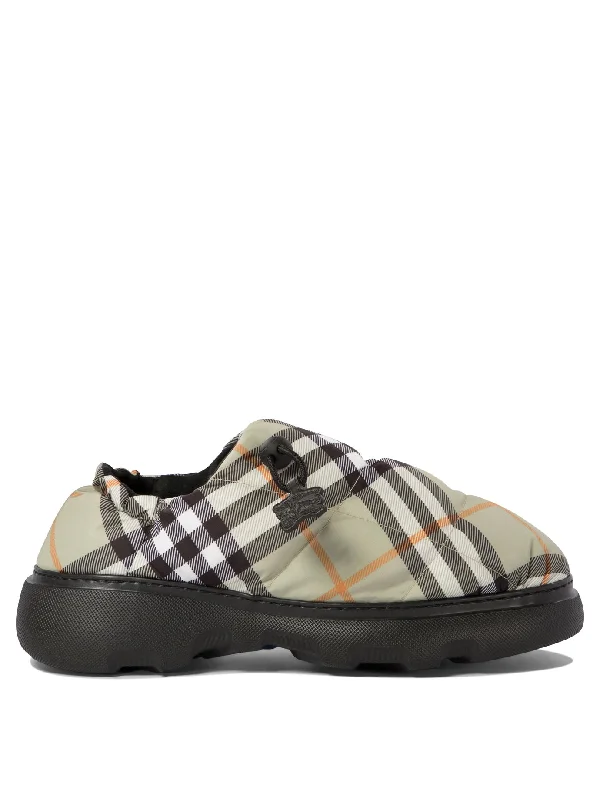 BURBERRY Elegant Quilted Check Slippers