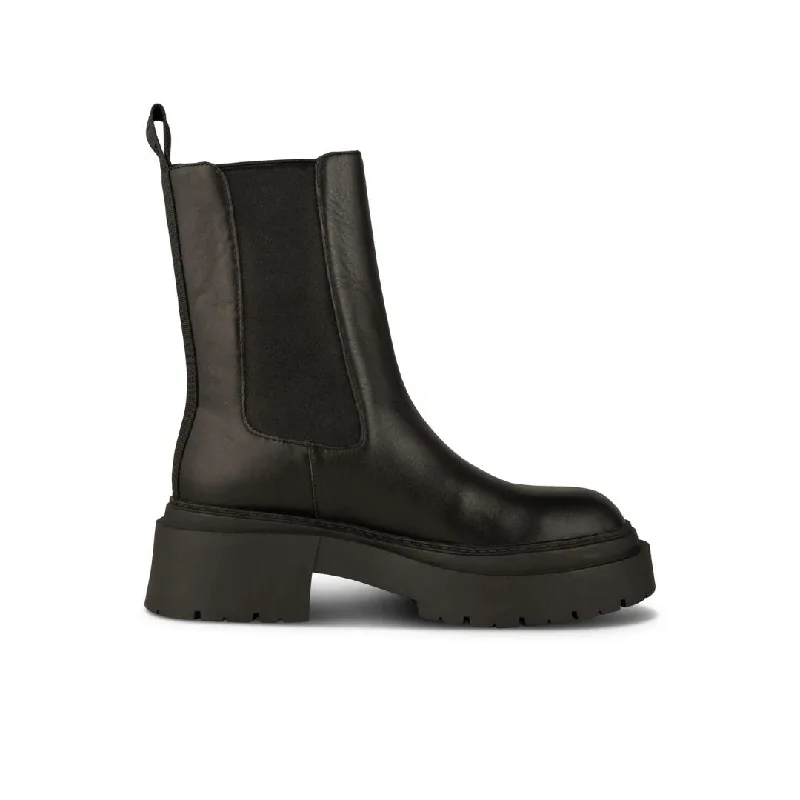 Naomi Chelsea Boot (Black)