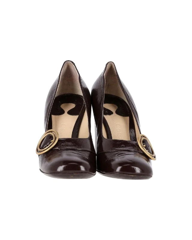 Chloé Buckle Detail Pumps in Brown Leather