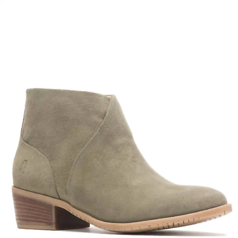 Sienna Worryfree Suede Boots In Olive